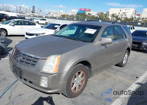 2004 Cadillac Srx Standard z USA, uszkodzony, nr VIN 1GYEE637040188537